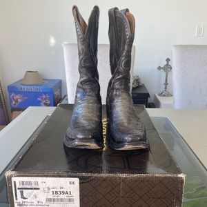 Used Cuadra Brand Men’s cowboy boots Real Ostrich Leather size 9 1/2 USA